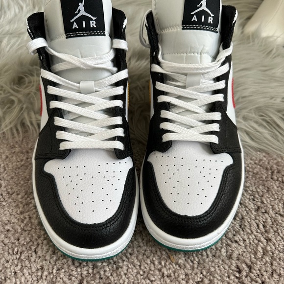 ‼️🔥 Jordan 1 Alternate Swoosh🔥‼️ - Picture 3 of 7